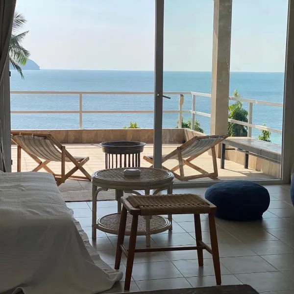 Baan Jai Dee Beach Front Hotel, hotel v destinaci Wok Tum