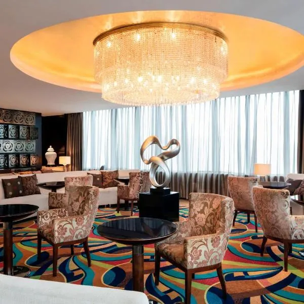 シェラトン 無錫浜湖 ホテル（Sheraton Wuxi Binhu Hotel）、無錫市のホテル