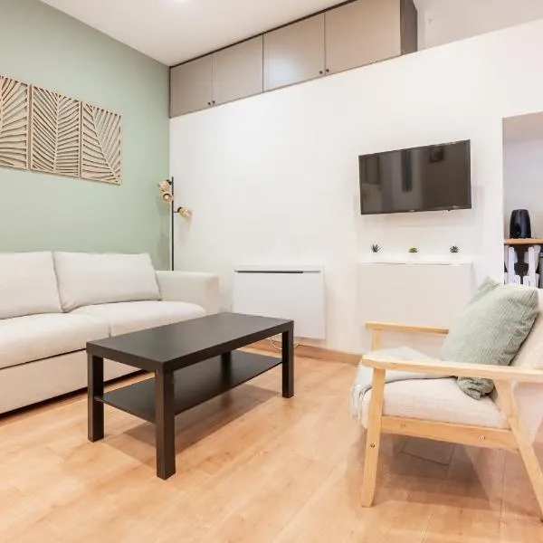 Superbe studio proche d'Orly et de Massy, Hotel in Longjumeau
