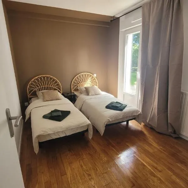 Parenthèse en Terre Breizh, hotel in Bohal