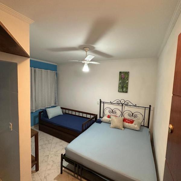 Casa no Centro de Bertioga com Piscina - Foto 2