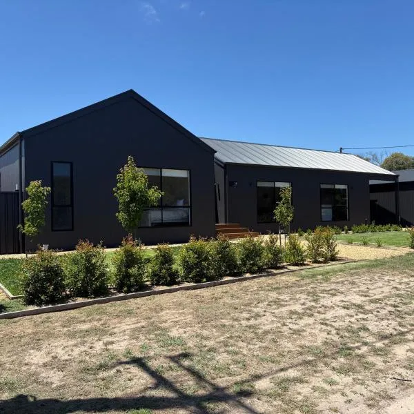 Goolwa Beach Pavilion, hotel in Goolwa South