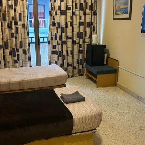 Holiday apartments, hotel in St Julian's