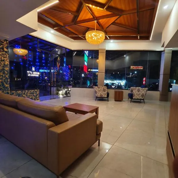 Blue Diamond Residency, hotel v destinaci Perintalmanna