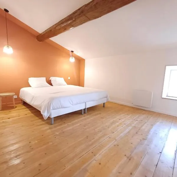 Maison Alazaïs – hotel w mieście Bram
