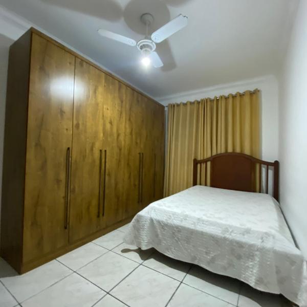 Apartamento inteiro 02 quartos, no térreo - hospeda confortavelmente até 6 pessoas - Ipatinga -MG - Foto 2