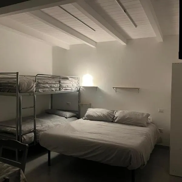 Locazione turistica Giulia, khách sạn ở Fiumicino