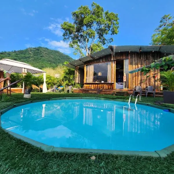 Posada Turistica Rural y Glamping Altos del Dorado La Mesa, hotel v destinaci La Mesa