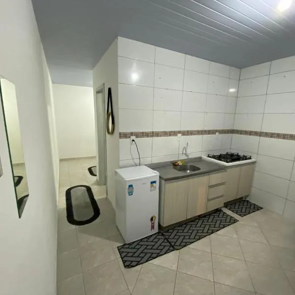 Casa perto da praia em Itapema, hotel en Itapema