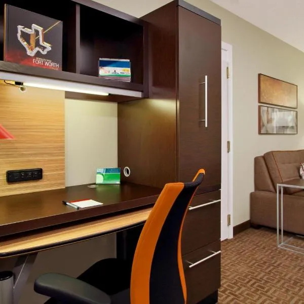 TownePlace Suites Fort Worth Southwest TCU Area, hótel í Fort Worth