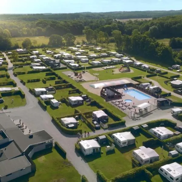 Hestehaven Camping, hotel v destinaci Glesborg
