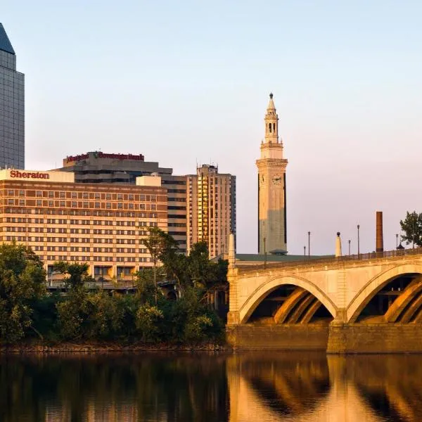 Sheraton Springfield Monarch Place Hotel, hotel i Springfield