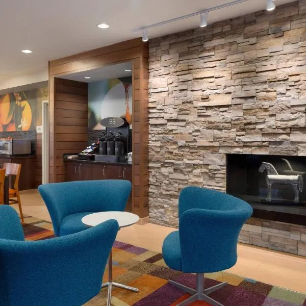 Fairfield Inn & Suites Youngstown Boardman Poland, hotel v destinaci Poland