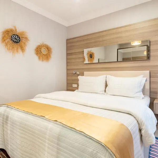 A cozy smart home in Kusadasi Old Town, hotel in Kusadası