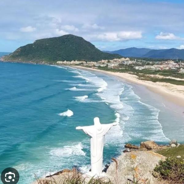 Casa na praia do Santinho!