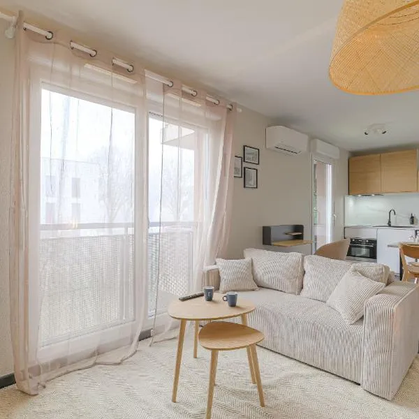 Cocon-Université-Clim, hotelli kohteessa Bron