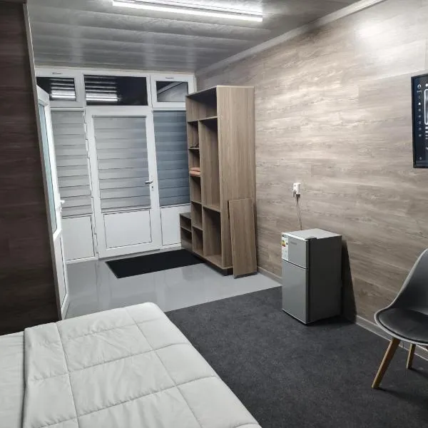The Mini-hotel on Mukanov St, hotel in Almaty