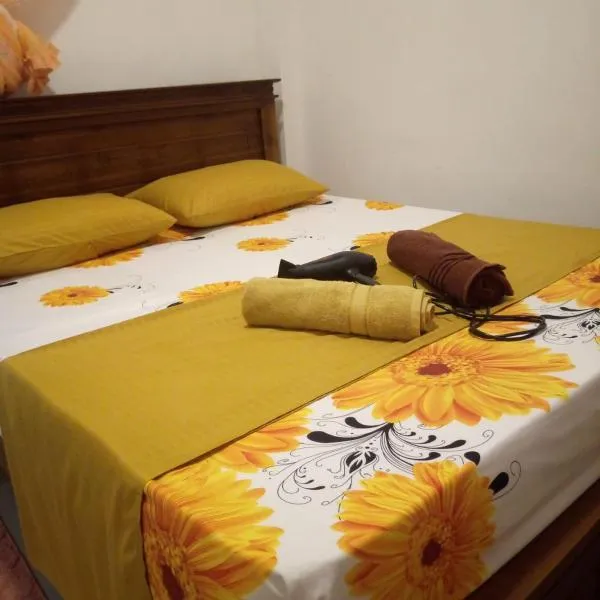 ALEXANDRA HOME for foreign tourists only, hotel v destinaci Gampola