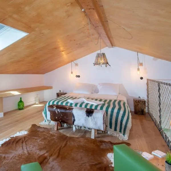 Ribeira d'ilhas Shelter, hotel di Santo Isidoro