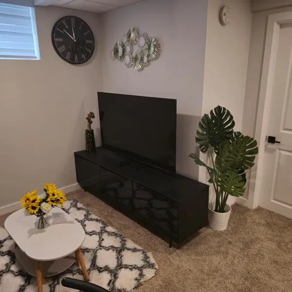 Guest Basement suite in Winnipeg, hotel v destinaci Winnipeg