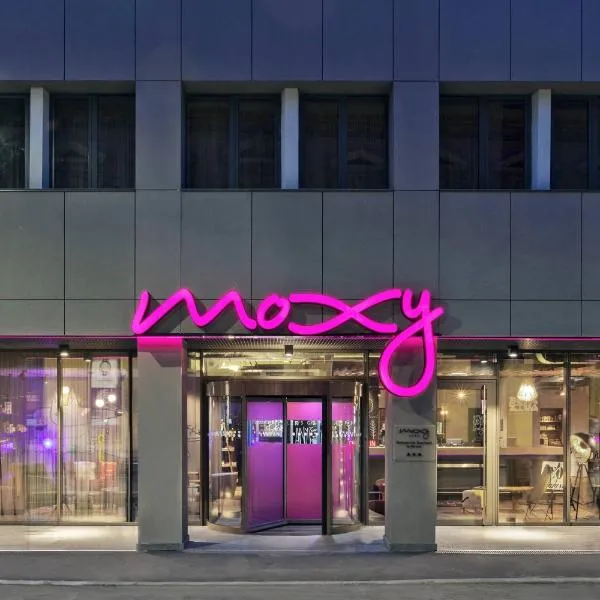 Moxy Bucharest Old Town, hotel Bukarestben