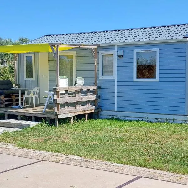 Chalet Elstar, hotel in Hengstdijk