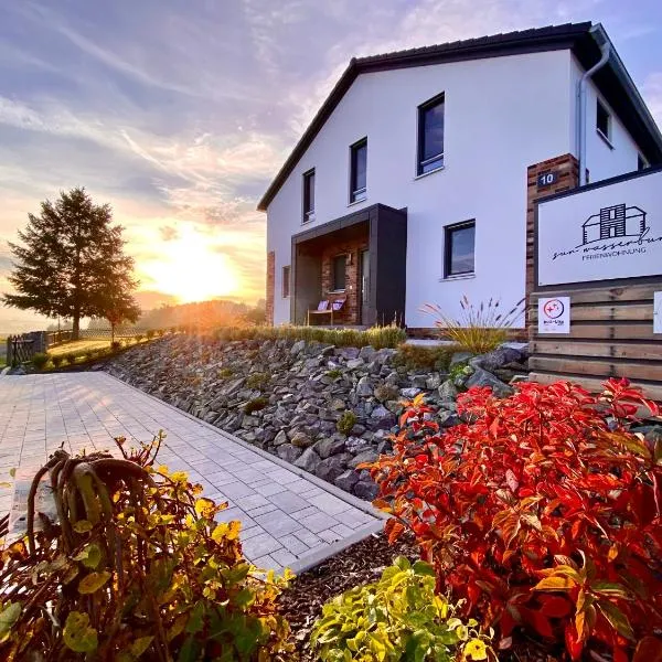 FeWo Zur Wasserburg, hotel v destinaci Oelsnitz