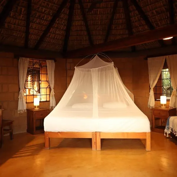 LA LOMA LINDA, Bungalows, Yoga and Feldenkrais, STARLINK INTERNET, hotel v destinaci Zipolite