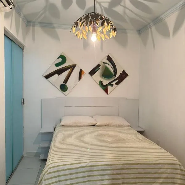 Suíte Sol e Lua Guriri - Conforto a 80m da Praia de Guriri, hotel v destinaci São Mateus