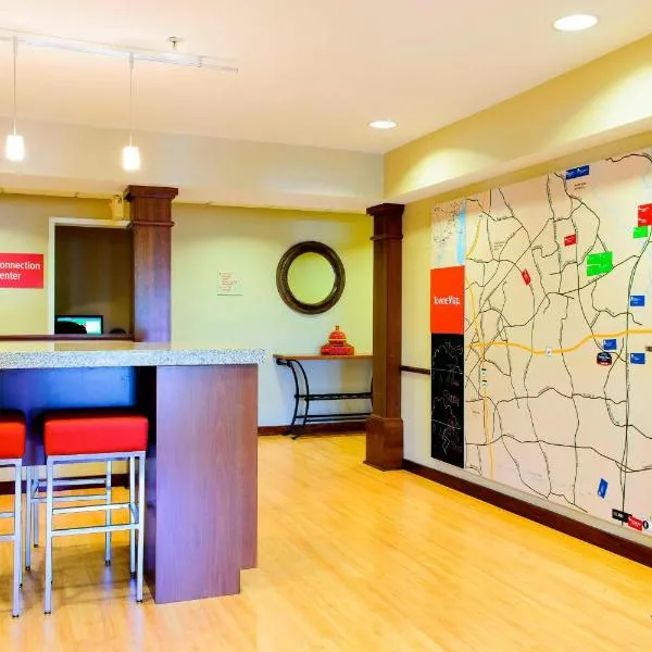 TownePlace Suites Bowie Town Center، فندق في بوي
