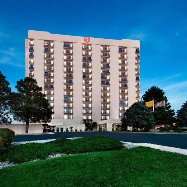 Sheraton Albuquerque Airport Hotel, khách sạn ở Albuquerque