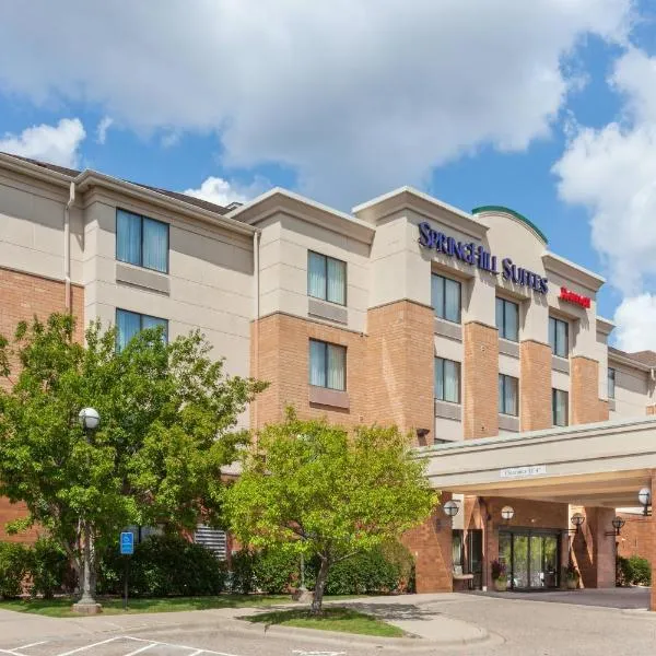 SpringHill Suites Minneapolis West St. Louis Park, готель у місті Сент-Луіс-Парк