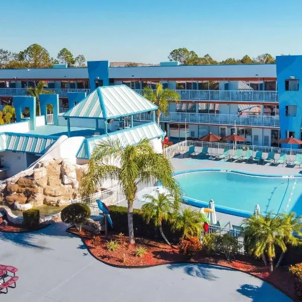 Ramada by Wyndham Flamingo Water Park, hotel di Kissimmee