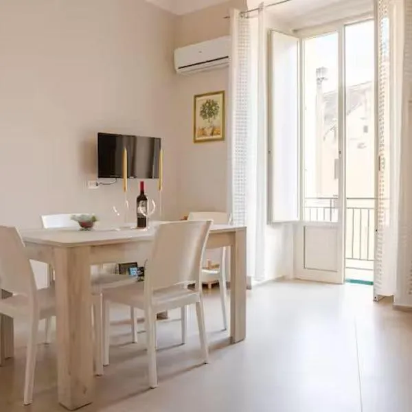 Giulia's Apartment, hotel in Bisceglie