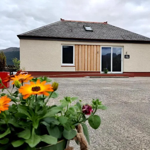 Barra Cottage, hotel v destinaci Ballachulish