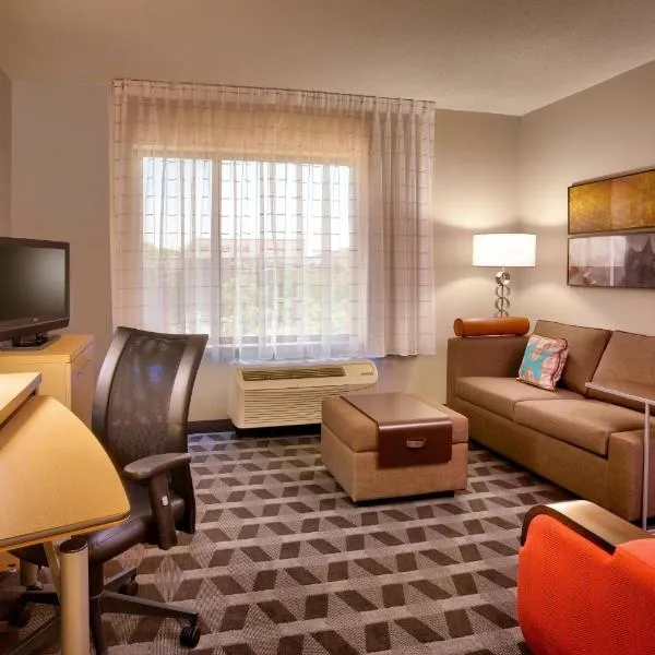 TownePlace Suites Omaha West, hotel in Omaha