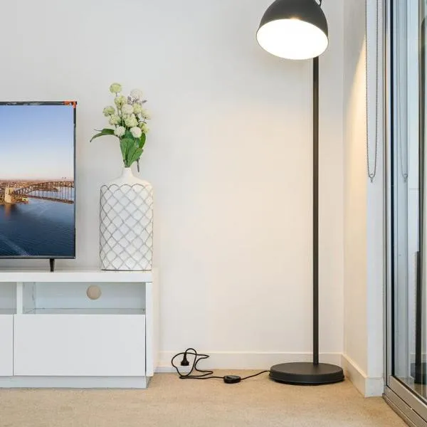 Aircabin - Gordon - Modern - 2 Beds Apt Free Park, hotel in Gordon