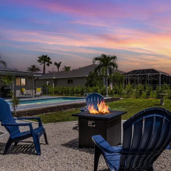 NEW! Tropical Cape Coral Home: Private Heated Pool, Hotel in Cape Coral