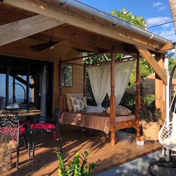Bungalow de charme Kaz Tansalé, hotel v destinaci Étang-Salé