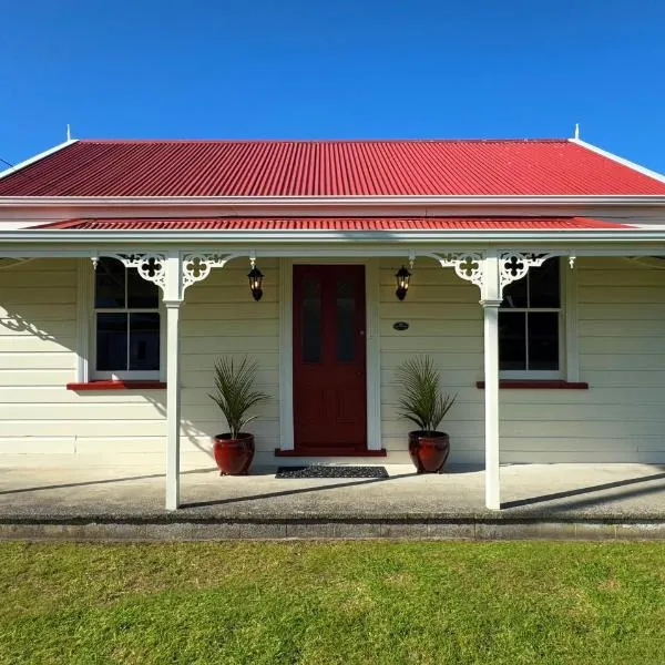 Creed Cottage - Luxury stay in Whitianga CBD، فندق في وايتيانغا