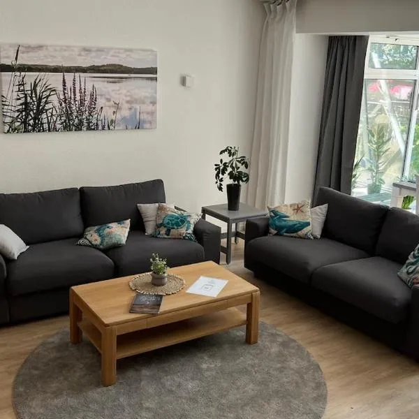 Beliebte Lage mit Stellplatz 11KW type2, hotell sihtkohas Kiel