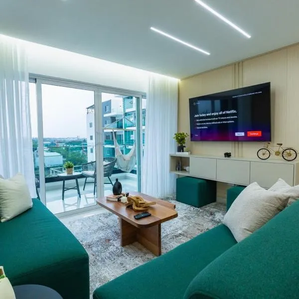 Viesnīca Modern 3BR! 9fl, King Bed! Sti!, pilsētā Santjago de los Kabaljerosa