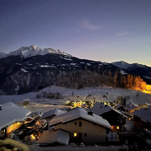 Neu-renovierte - Nov 24 - 2,5 Zi Wohnung mit Traum-Aussicht, hotel in Falera