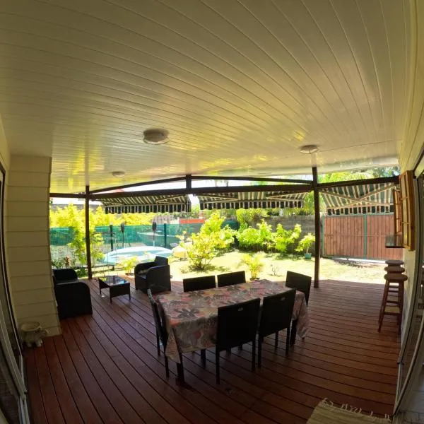 Kai Palmer Lodge, hotel v destinaci Punaauia