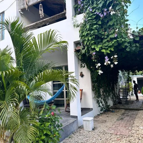 Blue House、コベニャスのホテル