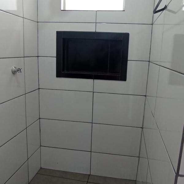 Vila Foz HOSTEL AP3 Apartamento completo de solteiro com garagem fechada e lavanderia, Temos Uber e guia turístico para indicar, nosso apartamento é a melhor opção custo benefício de Foz do Iguaçu - Foto 5