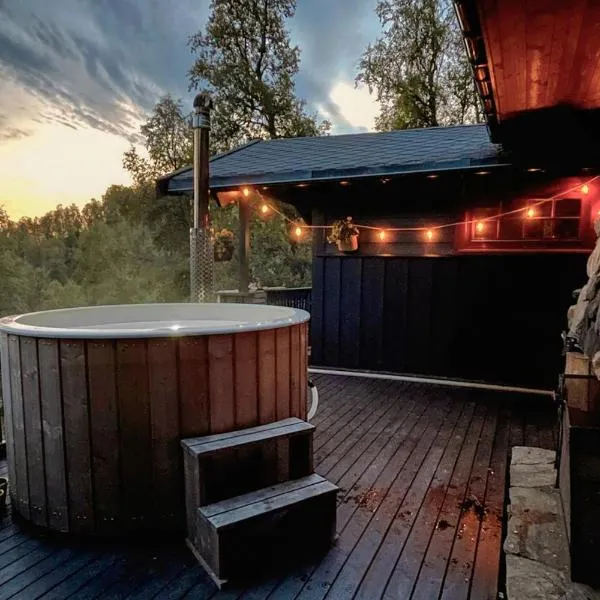 Voss Waterfalls - Norway Mountain Cabin & Traveller Award Winner!, hotel in Vossevangen