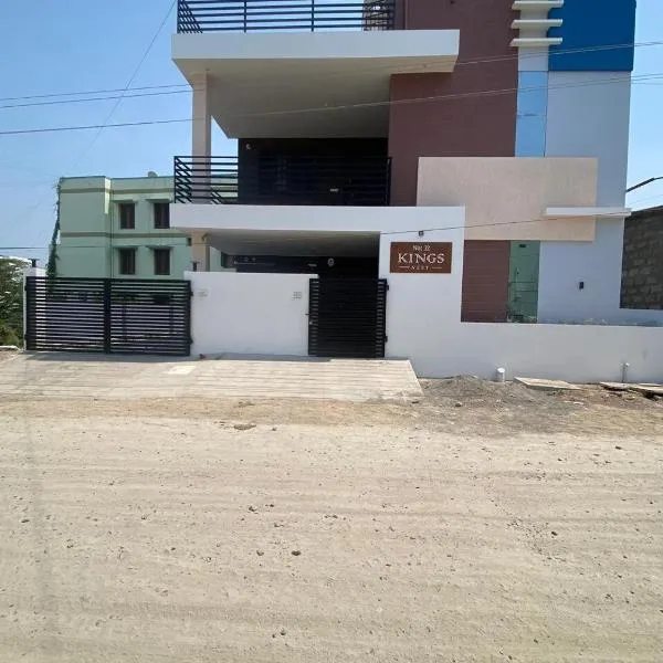 Kings Nest - Service Apartment Near VIT, Vellore, hotel v destinaci Vellore