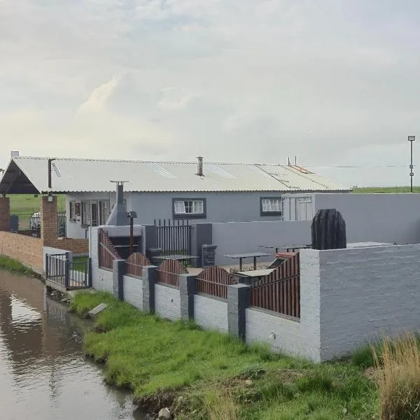 Die Damhuis by Heybert, hotel di Secunda