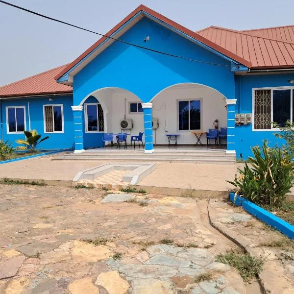 Dexxy's Palace Hotel, hotel en Koforidua